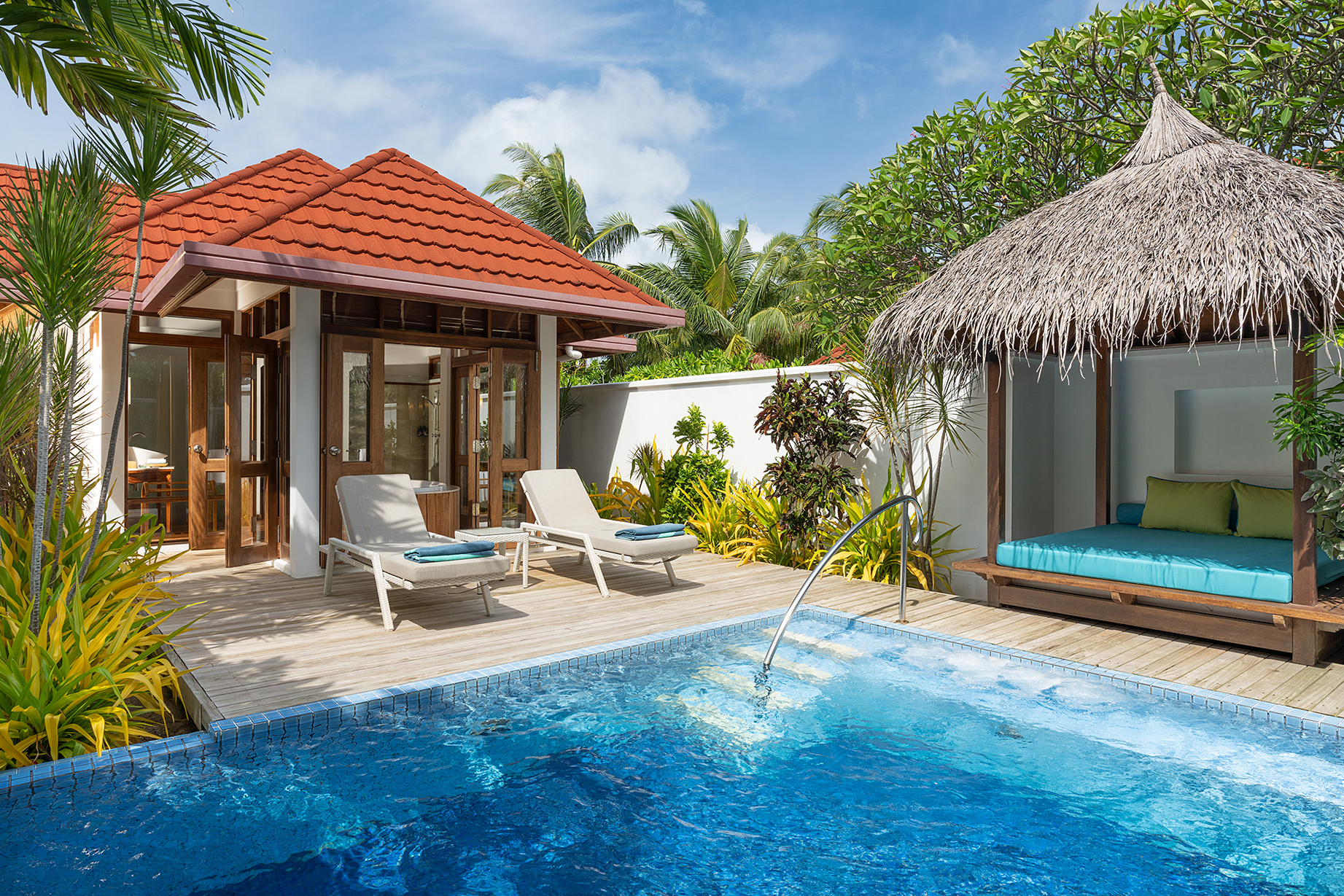 Niva Kurumba Maldives 