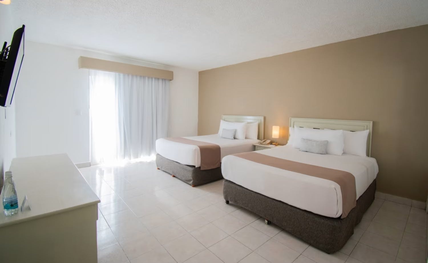 Ocean View Cancun Arenas