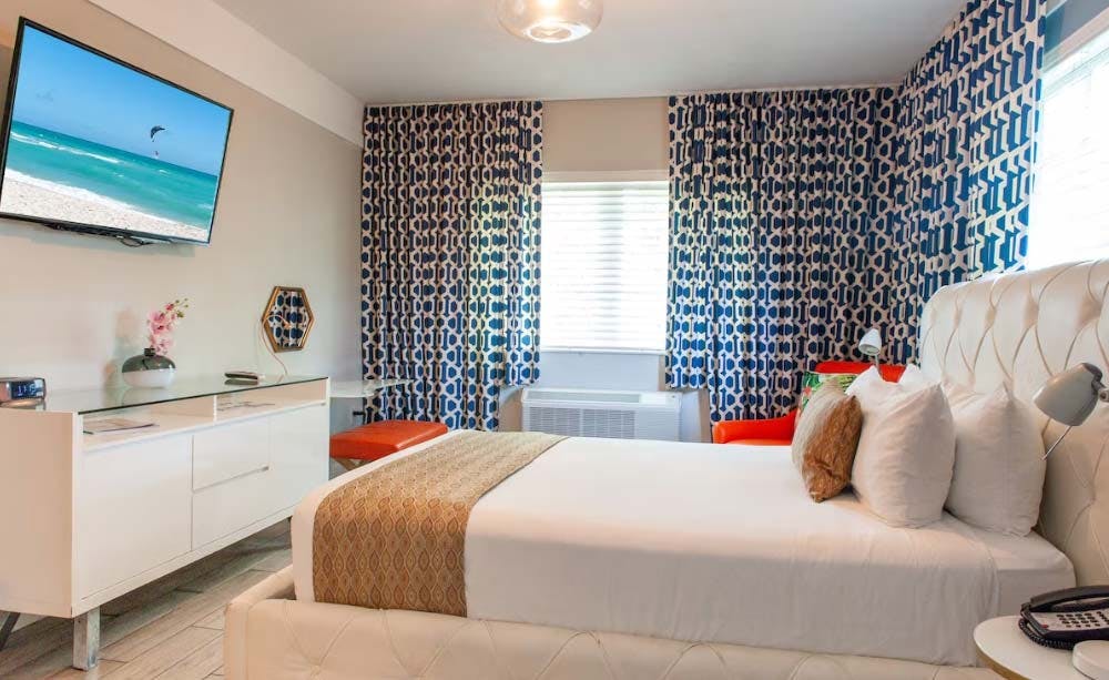 oceanside-hotel-suites-miami-04.jpg