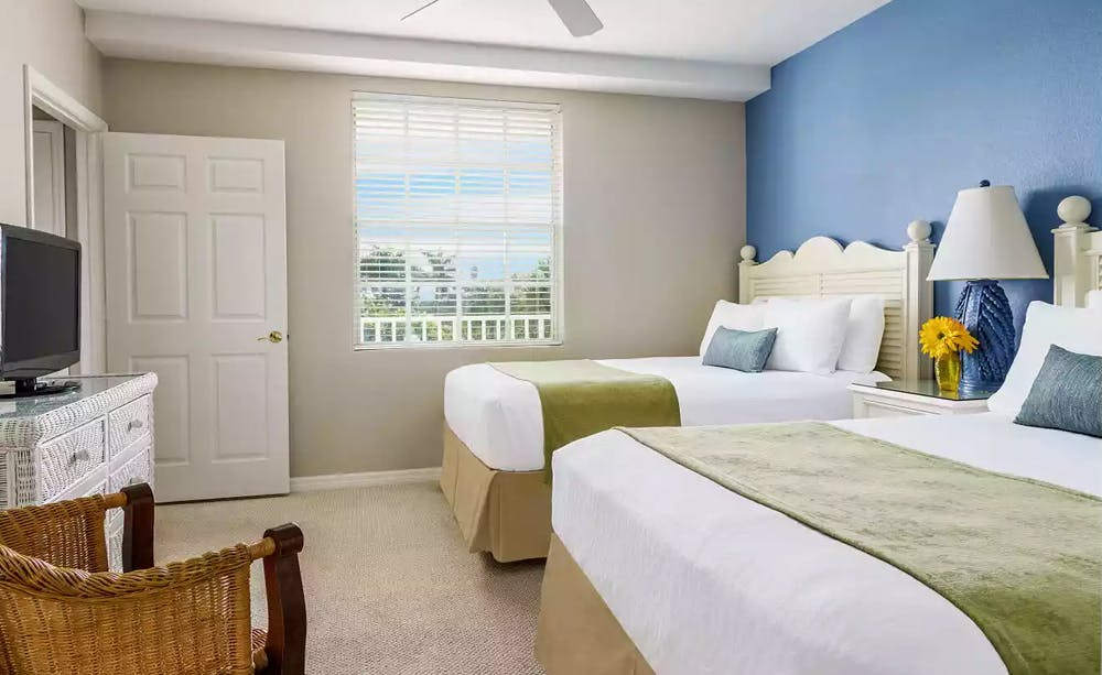 Olde Marco Island Inn and Suites