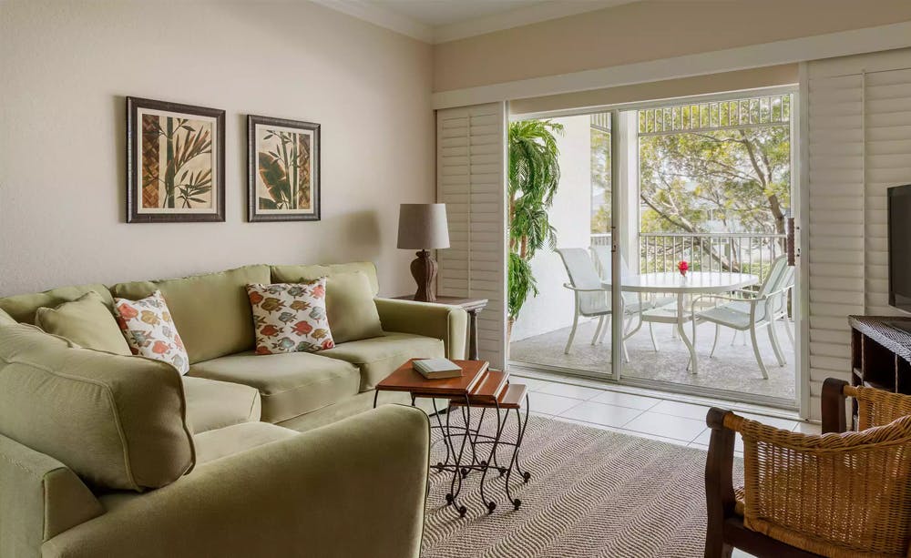 Olde Marco Island Inn and Suites