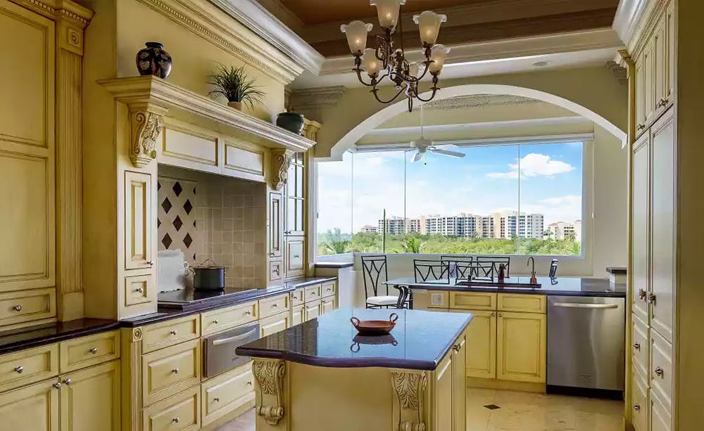 Olde Marco Island Inn and Suites