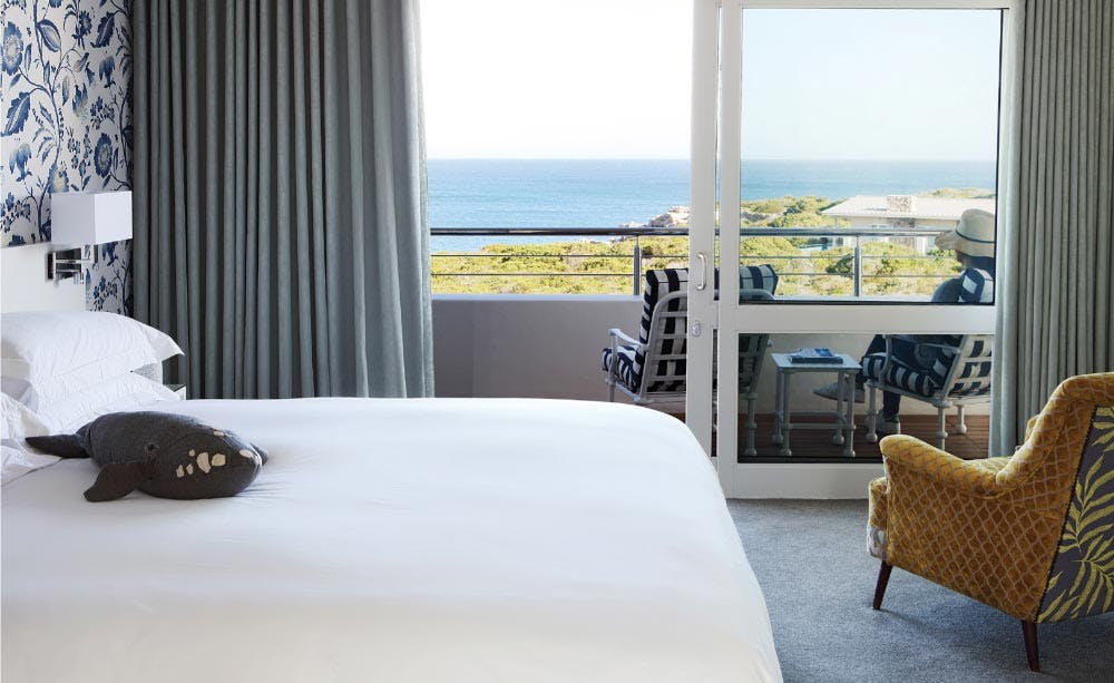 one-marine-drive-boutique-hotel-hermanus-south-africa-03