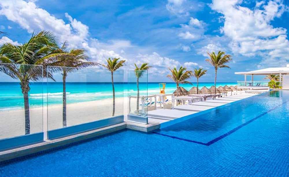 Wyndham Alltra Cancun All Inclusive Resort