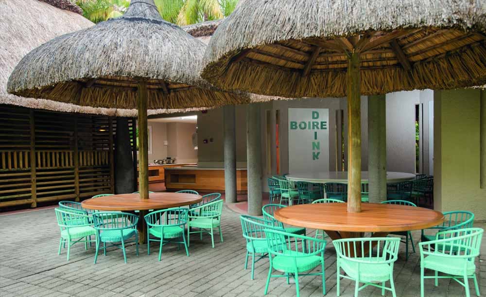 paradise-beachcomber-golf-resort-and-spa-mauritius-03.jpg