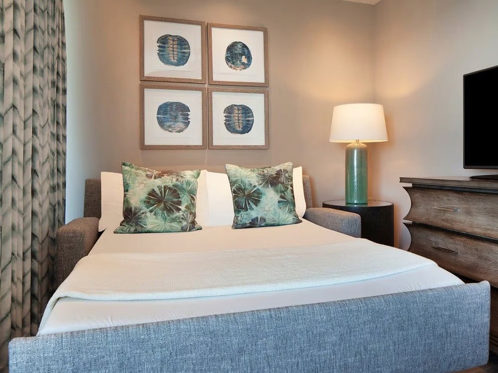 Pier House Resort & Spa