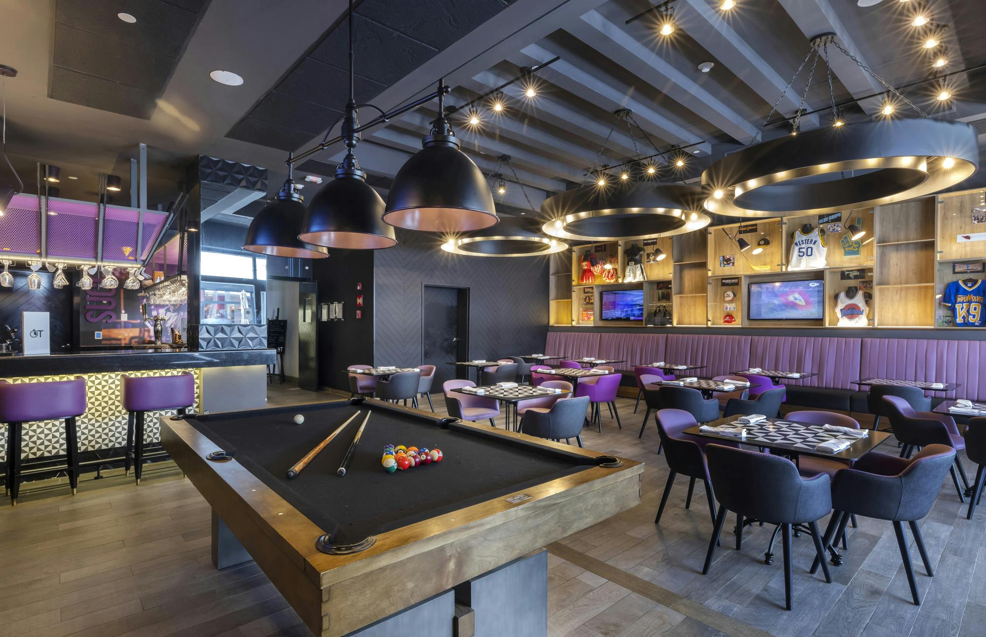 Planet Hollywood Cancun by Royalton