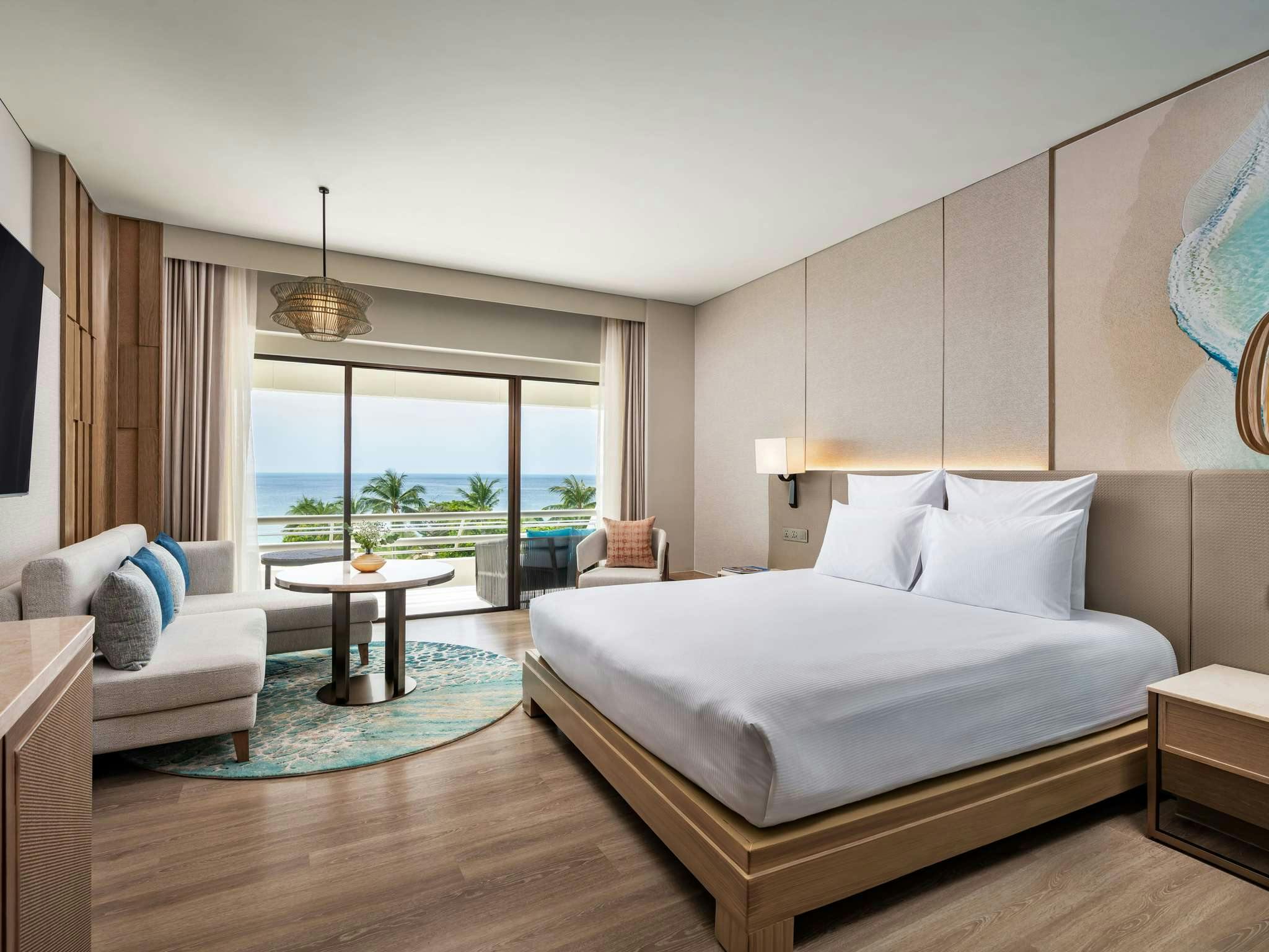 Pullman Phuket Karon Beach Resort