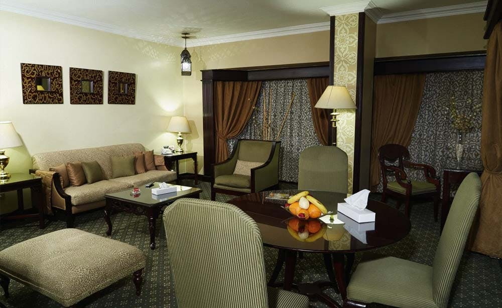 pyramisa-suites-hotel-and-casino-cairo-06