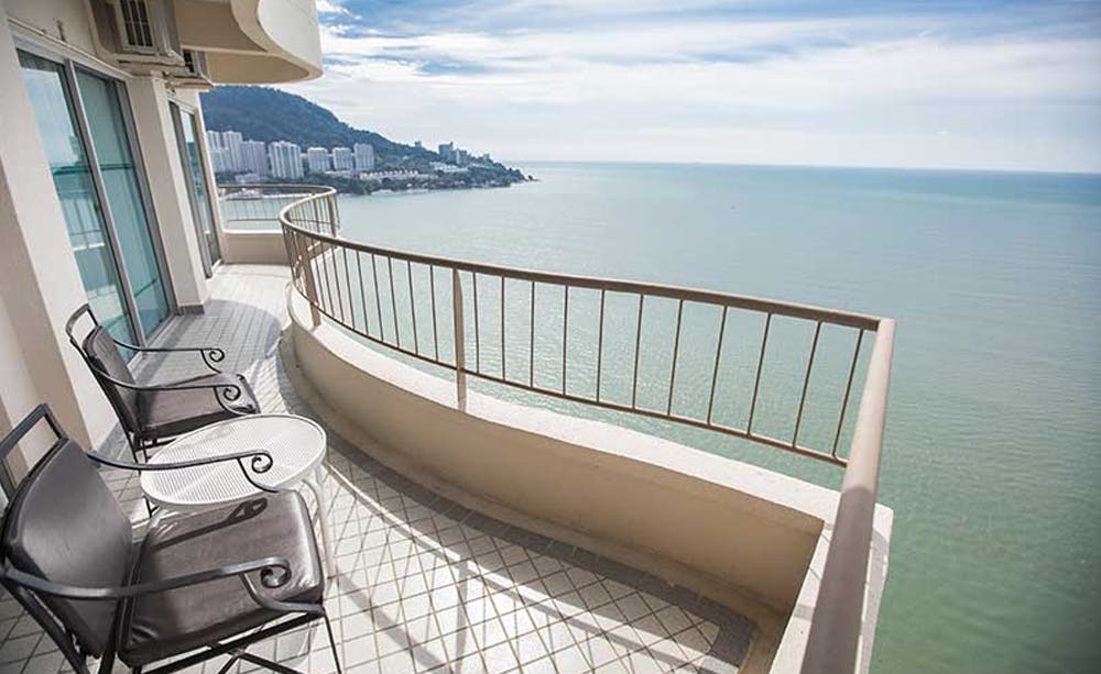 Rainbow Paradise Beach Resort