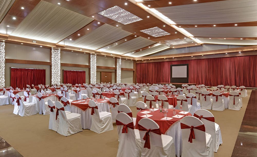 Royal Orchid Resort & Convention Centre