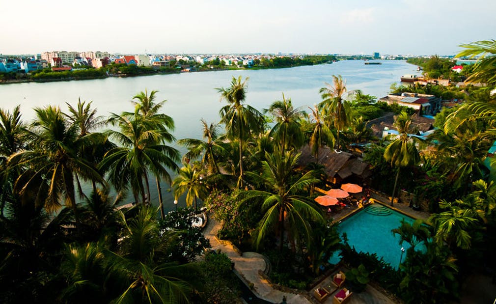 Saigon Domaine Luxury Residences