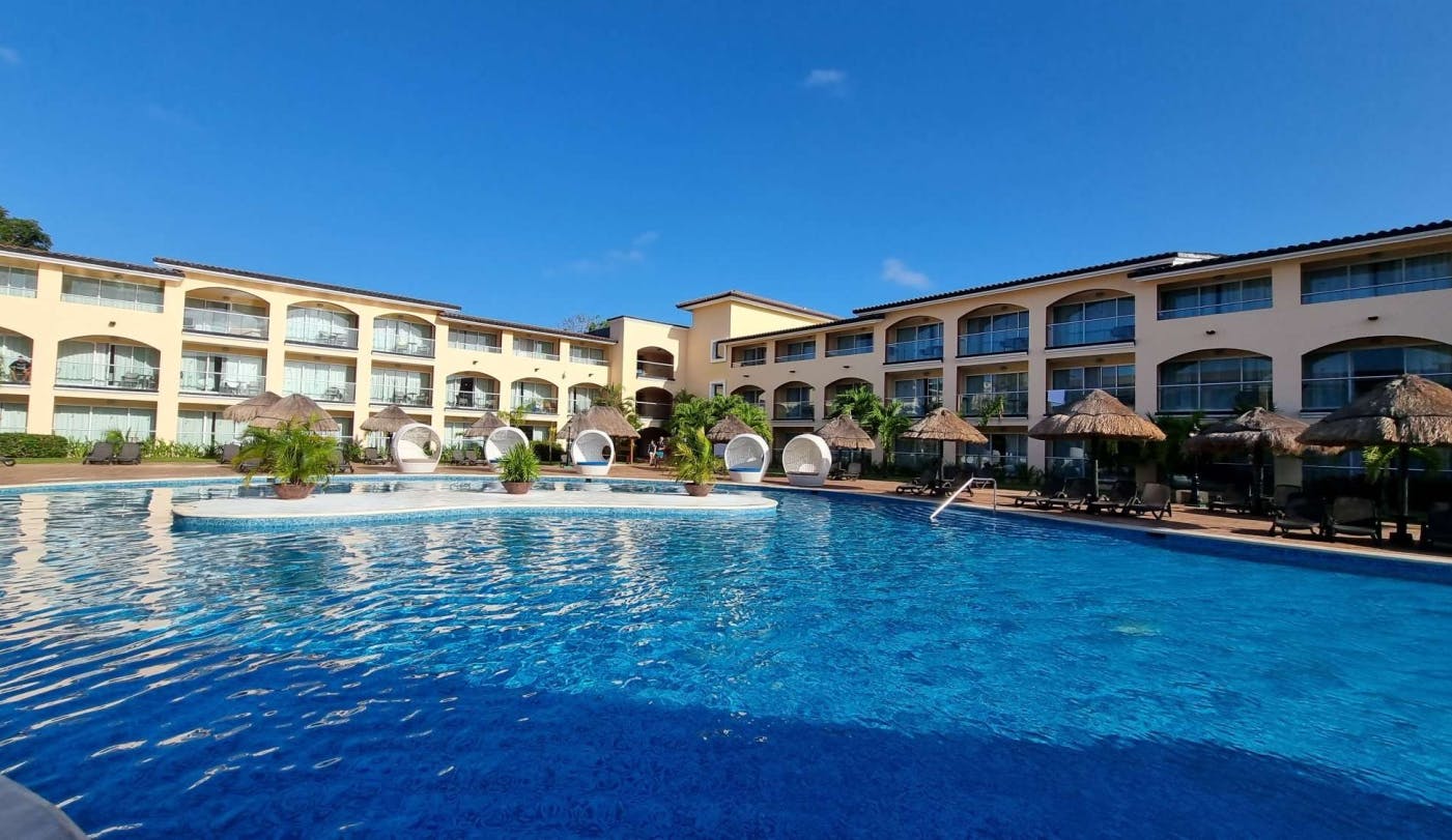 Sandos Playacar Beach Resort