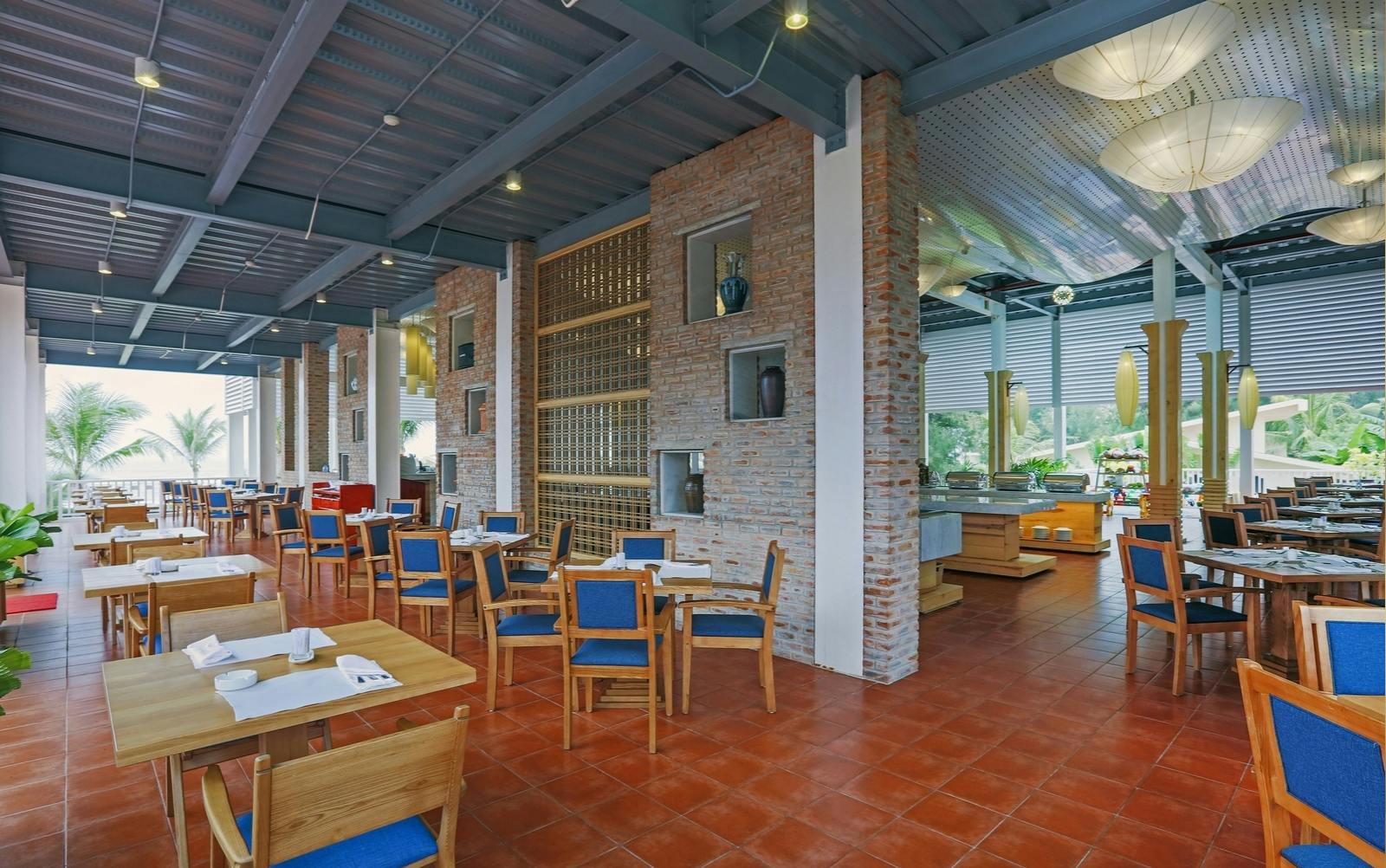 Sandy Beach Non Nuoc Resort