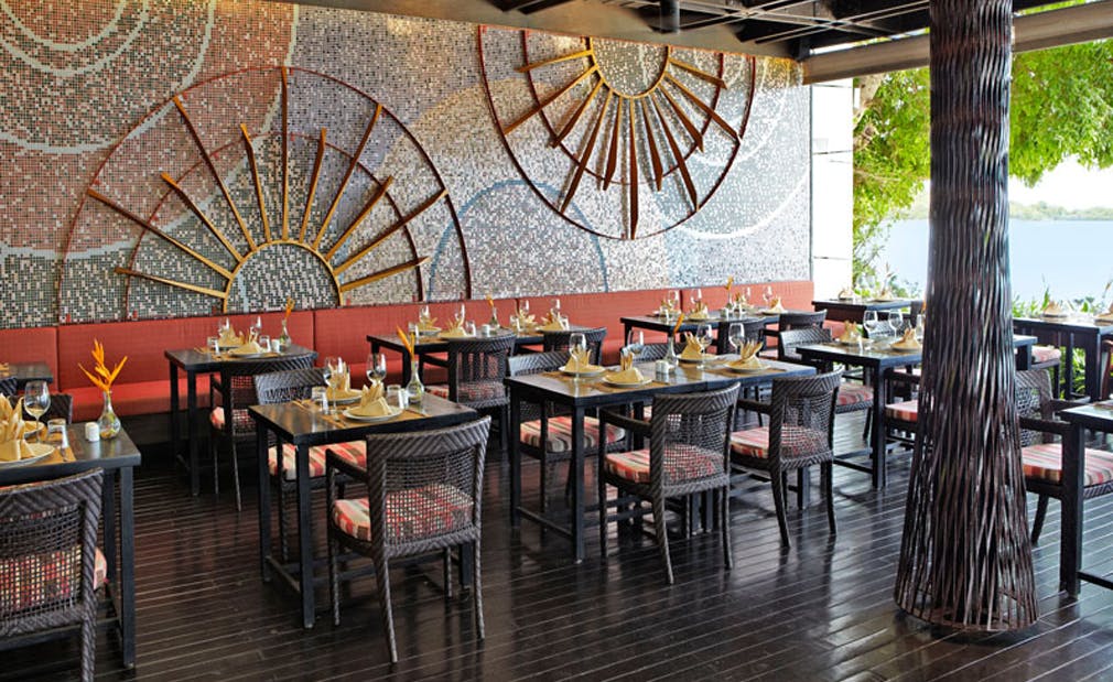 Sareeraya Villas & Suites