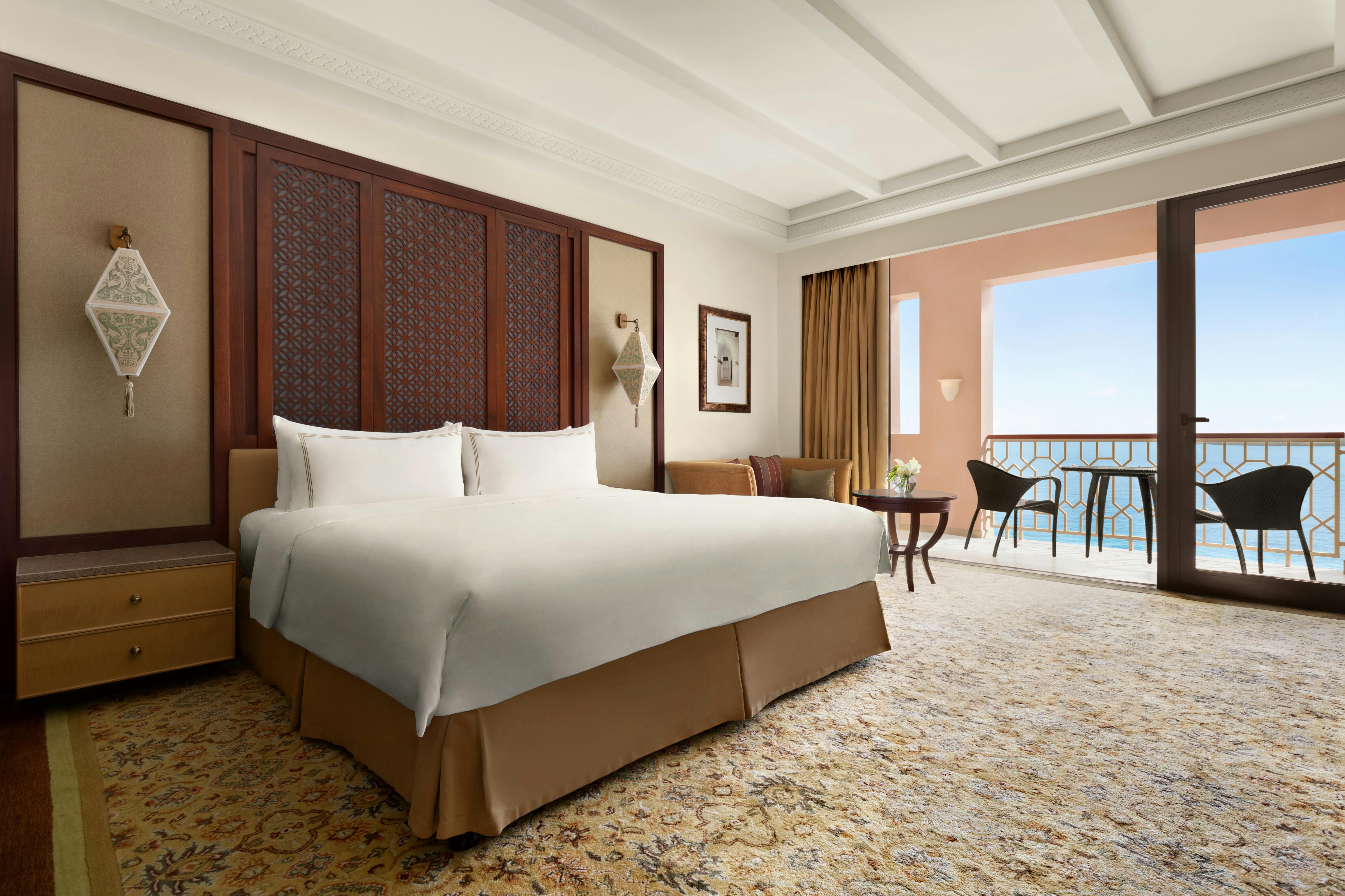 Shangri-La Al Husn Resort & Spa