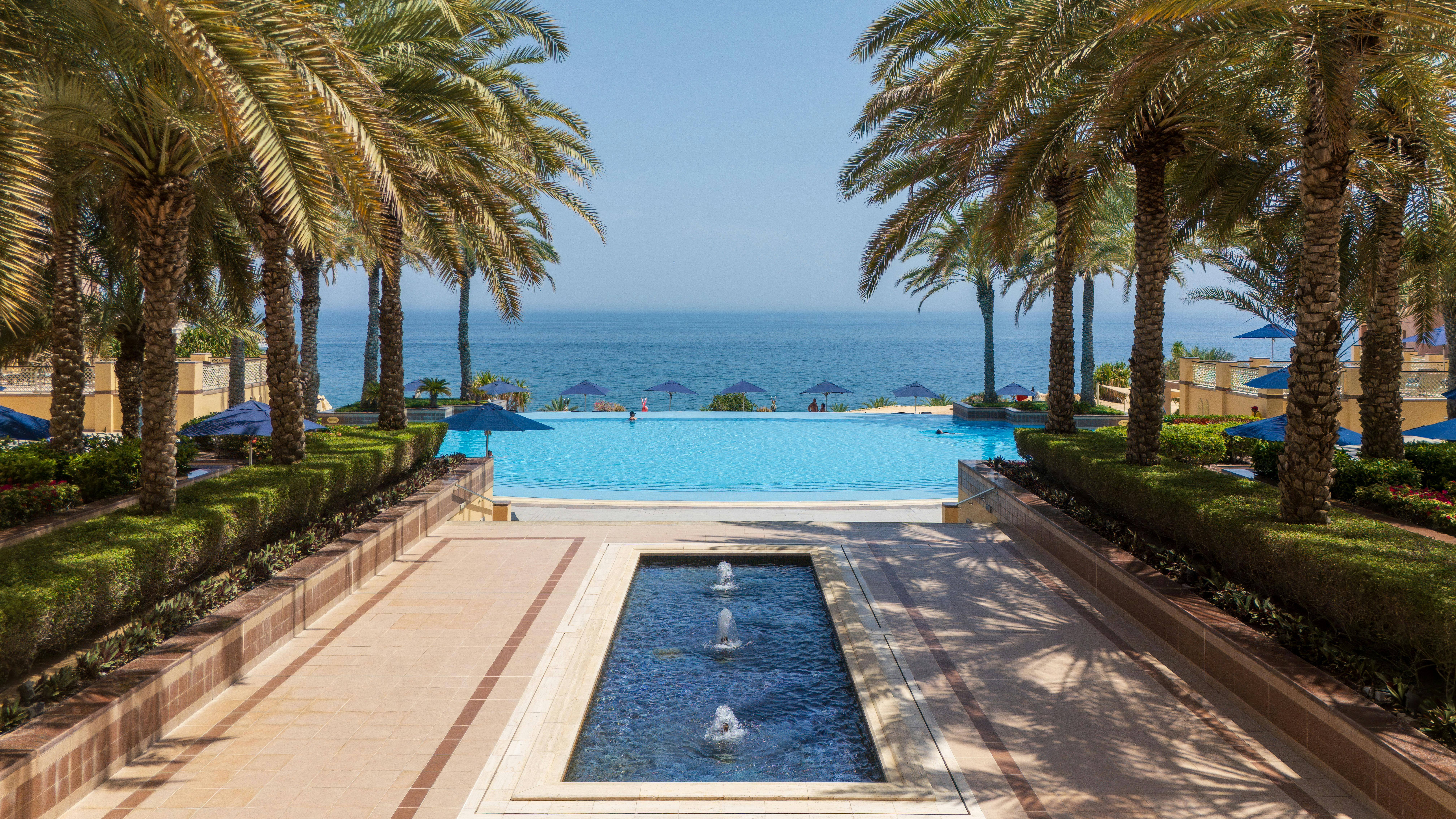 Shangri-La Al Husn Resort & Spa