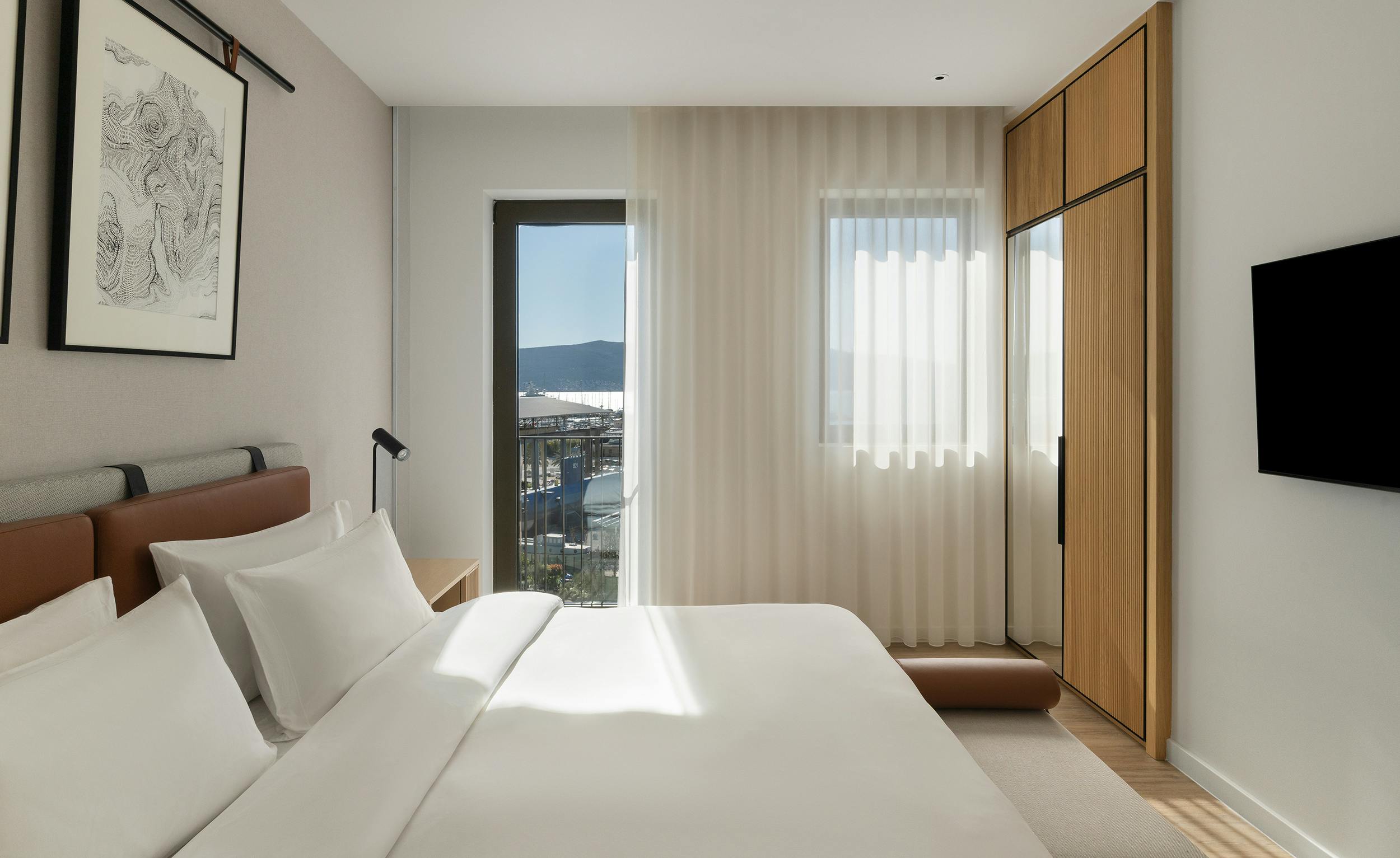 SIRO Boka Place, Montenegro