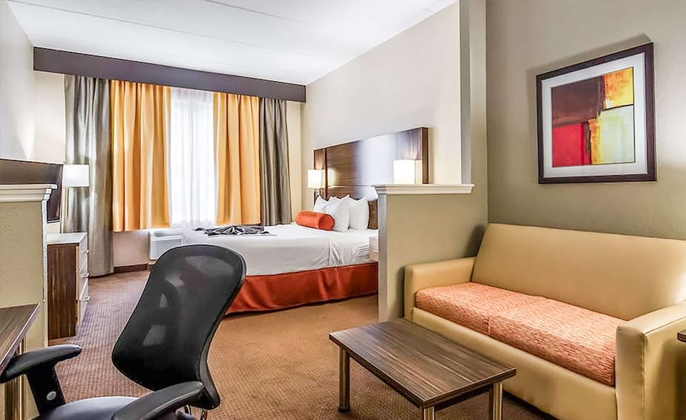 Sonesta Essential Orlando Airport