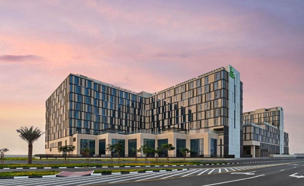 Staybridge Suites Dubai Al Maktoum Airport Hotel