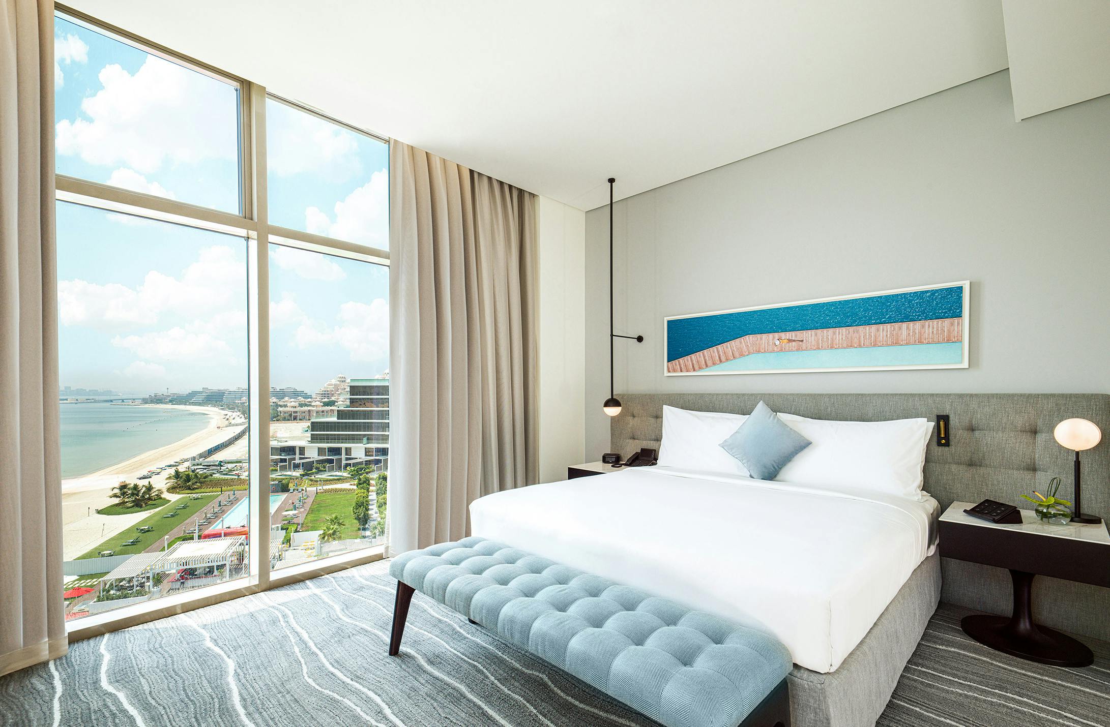 Th8 Palm Dubai Beach Resort, Vignette Collection