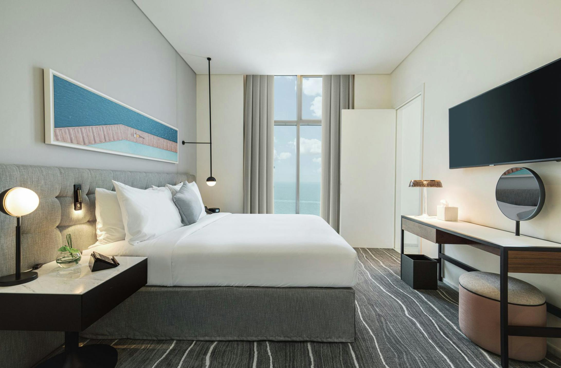 Th8 Palm Dubai Beach Resort, Vignette Collection