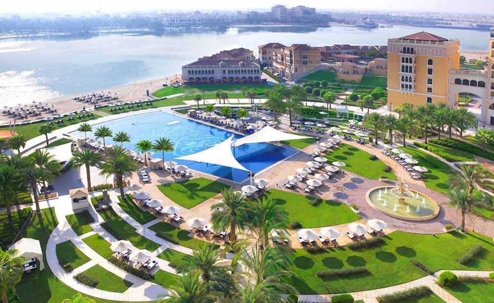 The Ritz-Carlton Abu Dhabi, Grand Canal