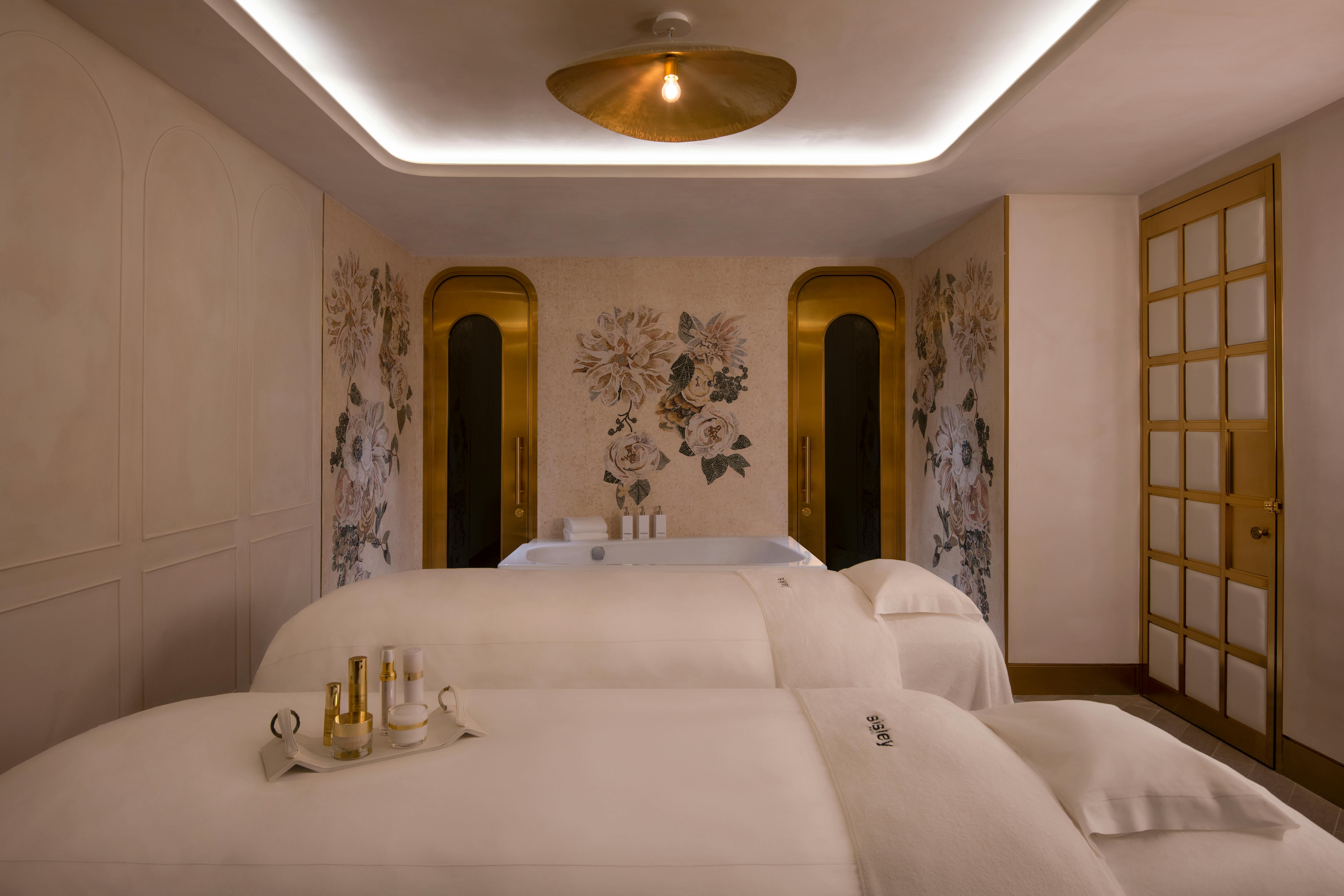 W Doha Hotel & Residences