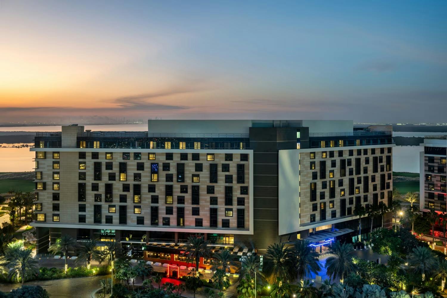 Yas Plaza Mangroves by IHG