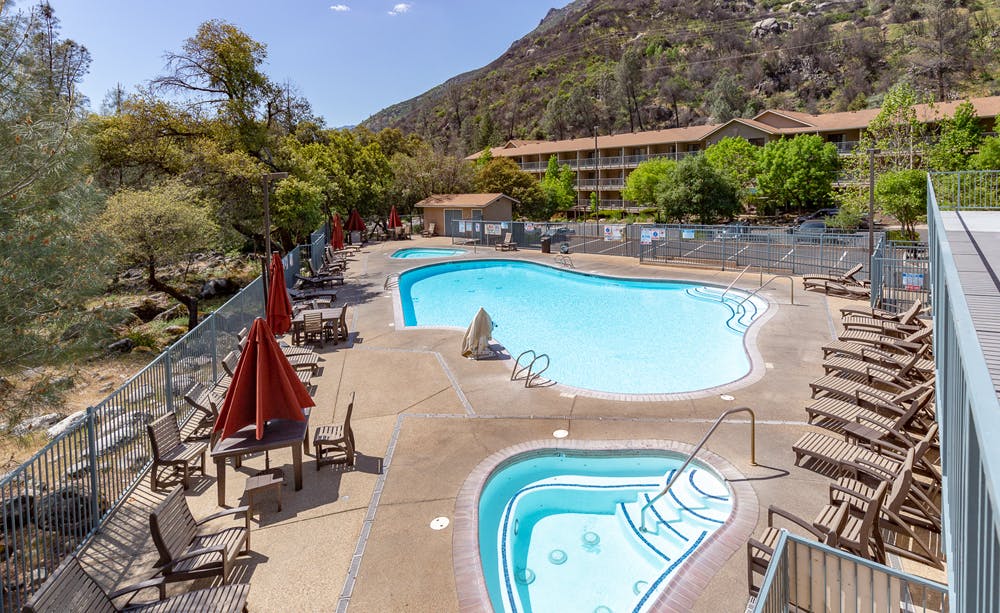 Yosemite View Lodge